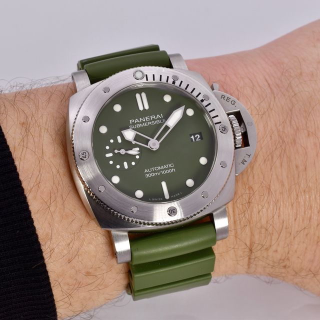 Panerai Submersible PAM01055 Image 5